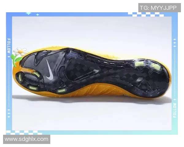 球星如何根据个人需求定制专属足球鞋底设计技巧揭秘