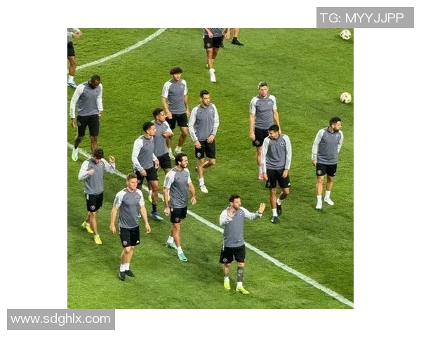 足球球星换鞋次数揭秘:背后的原因与影响力解析 足球球星换鞋次数揭秘:背后的原因与影响力解析