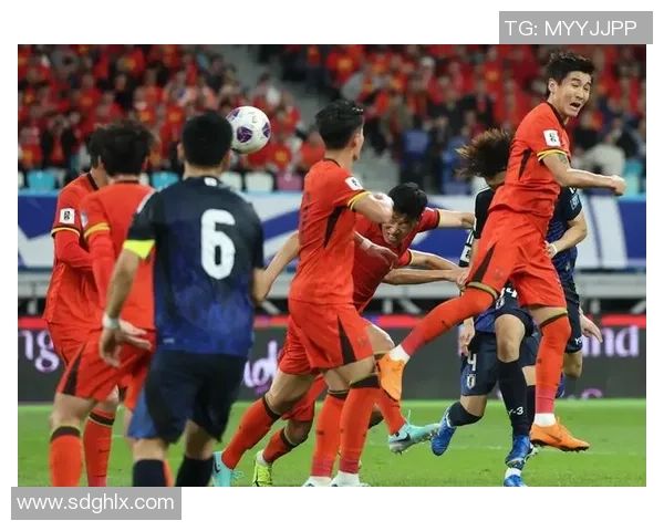 足球英雄泪水背后的故事与坚韧拼搏 他们的痛苦与荣耀交织成传奇 足球英雄泪水背后的故事与坚韧拼搏 他们的痛苦与荣耀交织成传奇